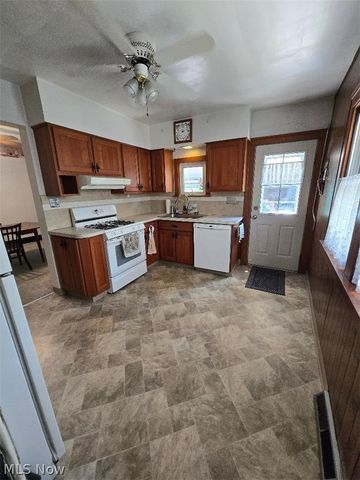 3105 Searsdale Avenue, Cleveland, OH 44109