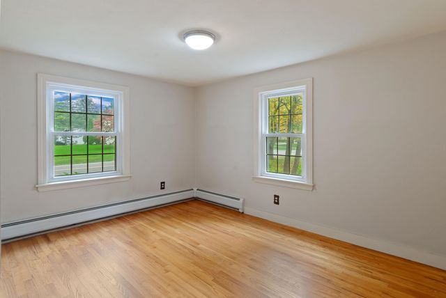 84 Locke Road, Hampton, NH 03842