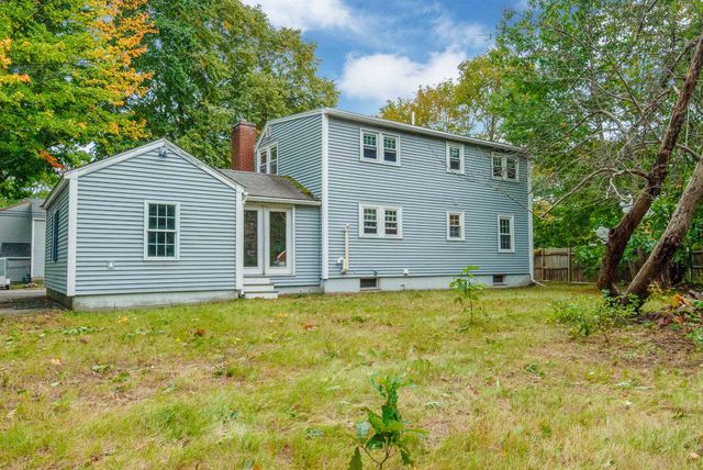 84 Locke Road, Hampton, NH 03842