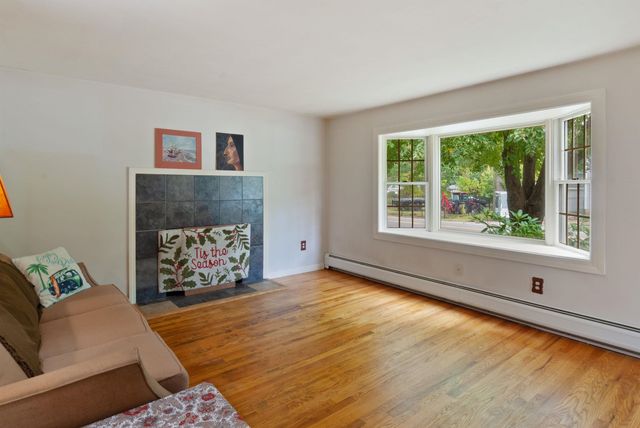 84 Locke Road, Hampton, NH 03842