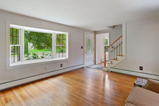 84 Locke Road, Hampton, NH 03842