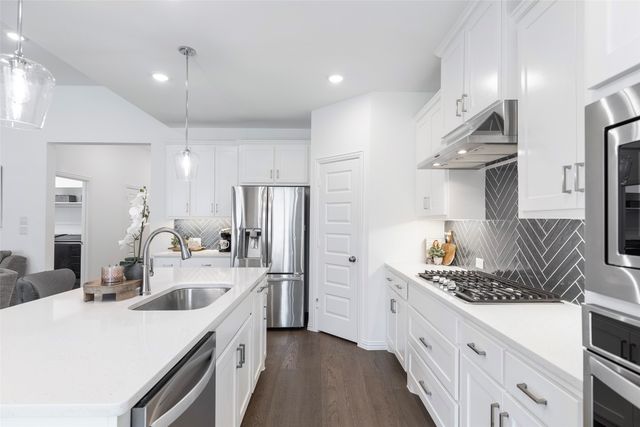 9605 Sunset Lane, Oak Point, TX 75068