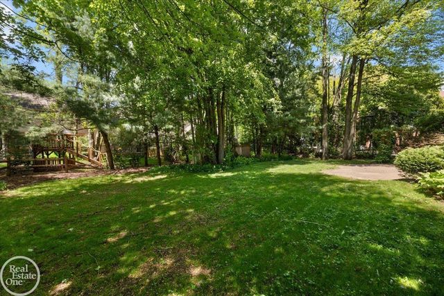 53291 Shanelle Lane, Shelby Twp, MI 48315
