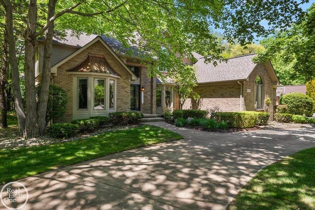 53291 Shanelle Lane, Shelby Twp, MI 48315
