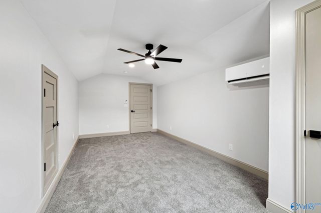 2092 Browns Valley Road, Guntersville, AL 35976
