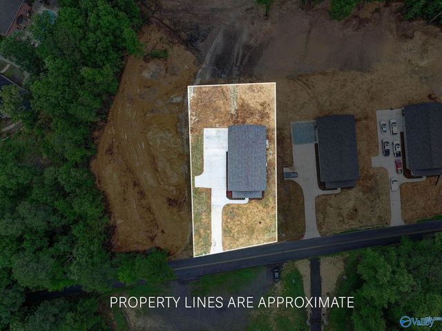 2092 Browns Valley Road, Guntersville, AL 35976
