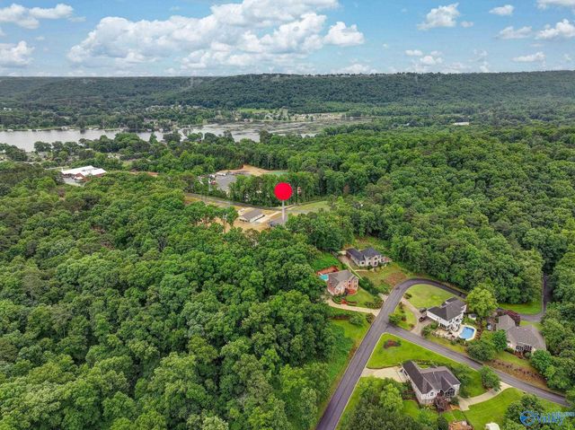 2092 Browns Valley Road, Guntersville, AL 35976
