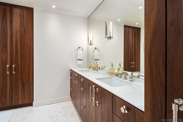 939 Coast Blvd 4A, La Jolla, CA 92037