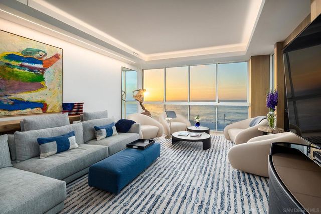 939 Coast Blvd 4A, La Jolla, CA 92037