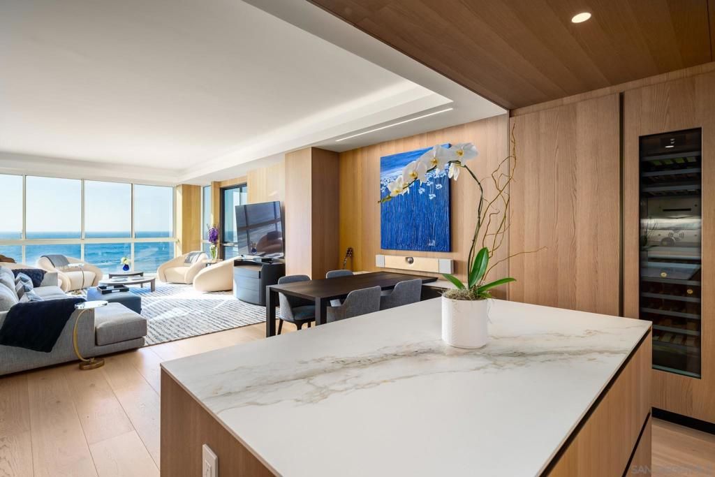 939 Coast Blvd 4A, La Jolla, CA 92037