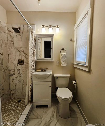 1208 Emmons Avenue, Birmingham, MI 48009