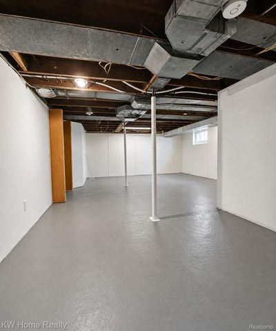 1208 Emmons Avenue, Birmingham, MI 48009