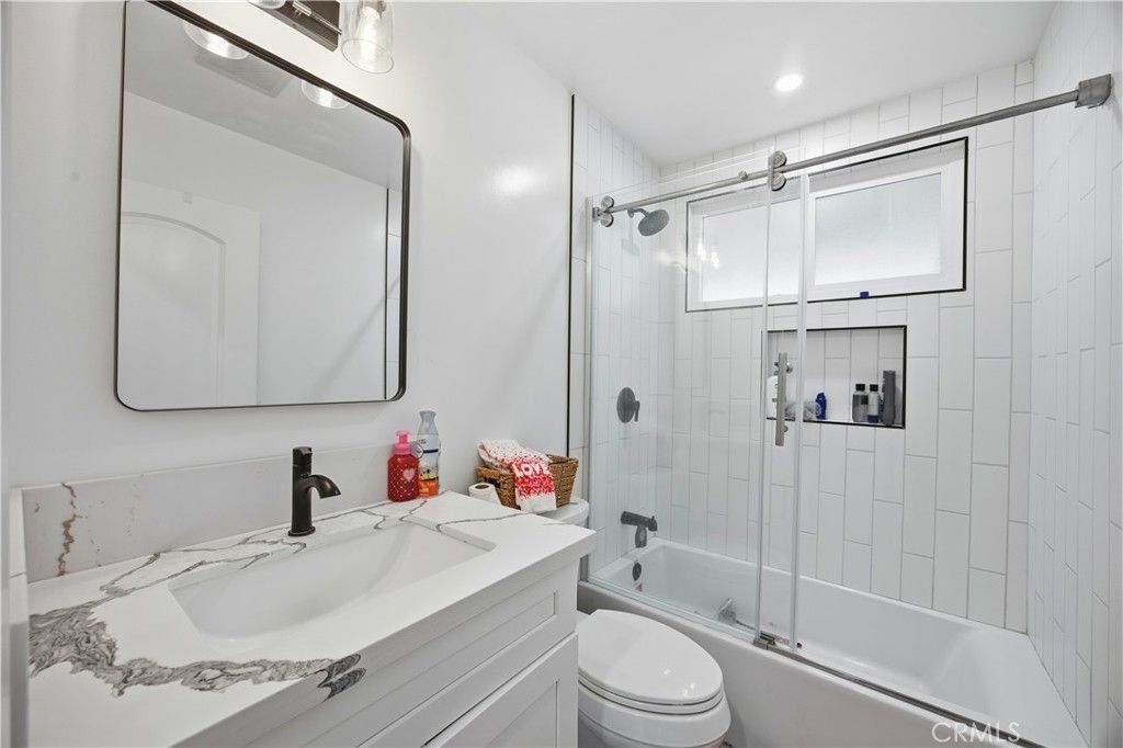 Image 18 of property listing at 15625 Loukelton, La Puente, CA 91744