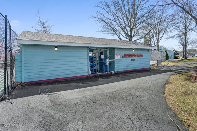 19 Kensington Square, Cohoes, NY 12047