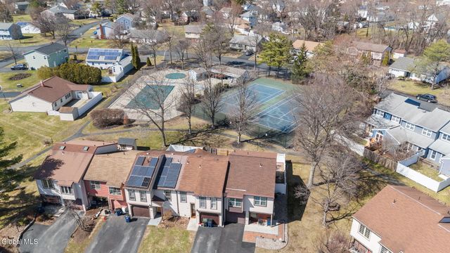 19 Kensington Square, Cohoes, NY 12047