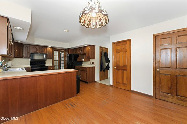 1000 Stony Point Road, Schodack, NY 12033