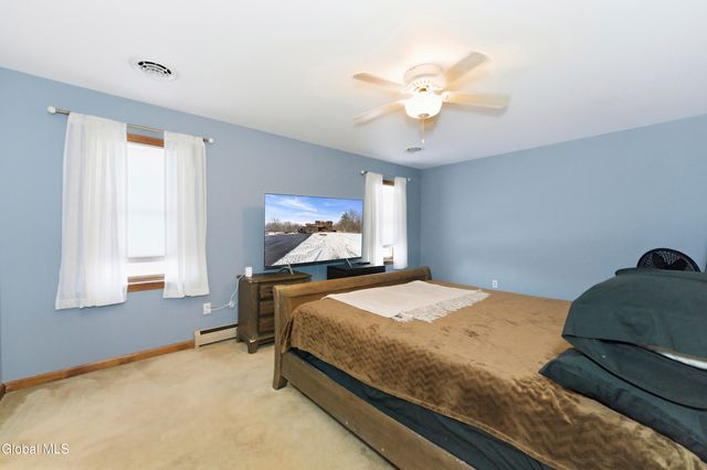 1000 Stony Point Road, Schodack, NY 12033