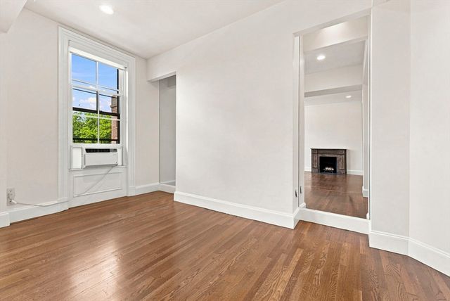398 Beacon Street 3, Boston, MA 02116