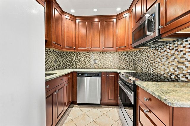 398 Beacon Street 3, Boston, MA 02116