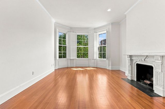 398 Beacon Street 3, Boston, MA 02116
