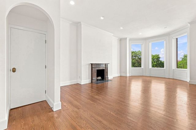 398 Beacon Street 3, Boston, MA 02116