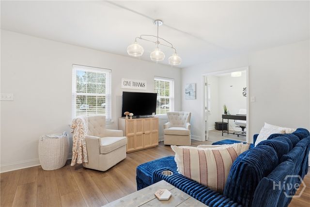 202 Sunderland Drive, Savannah, GA 31406