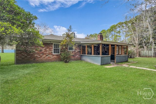 202 Sunderland Drive, Savannah, GA 31406