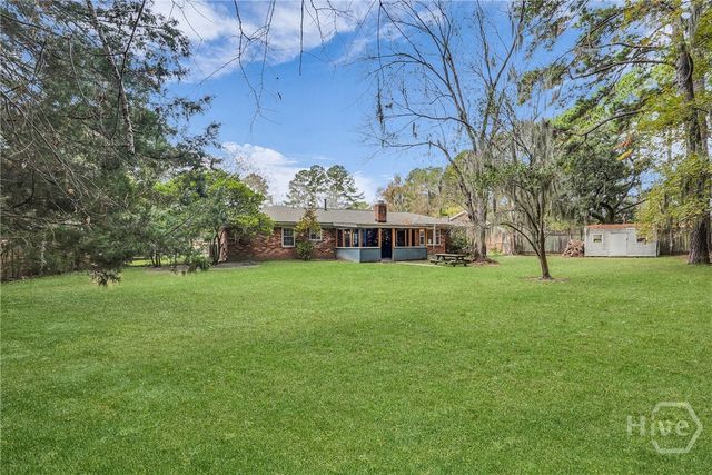 202 Sunderland Drive, Savannah, GA 31406