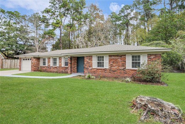202 Sunderland Drive, Savannah, GA 31406