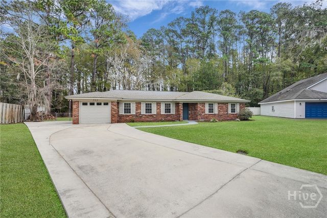 202 Sunderland Drive, Savannah, GA 31406