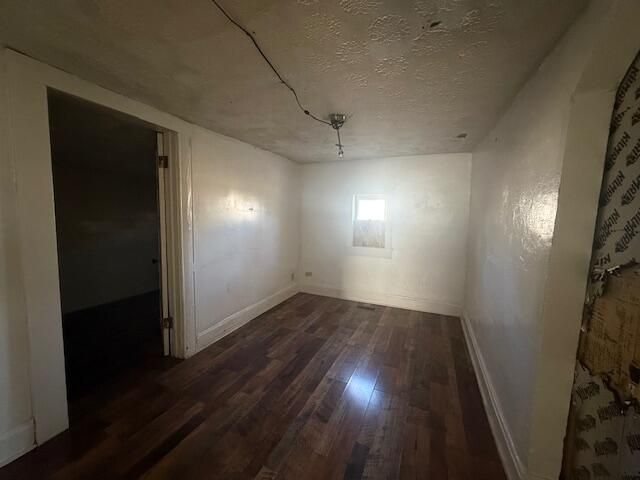 1621 W Chestnut Street, Springfield, MO 65802