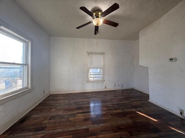 1621 W Chestnut Street, Springfield, MO 65802