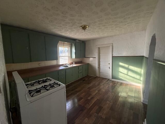 1621 W Chestnut Street, Springfield, MO 65802