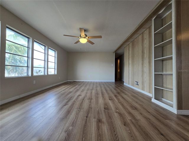 1805 BLUE LAKE DRIVE, Lakeland, FL 33801