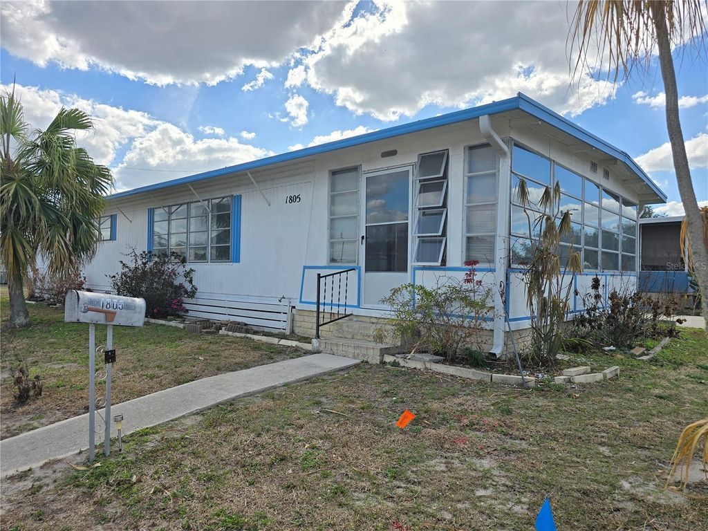 1805 BLUE LAKE DRIVE, Lakeland, FL 33801