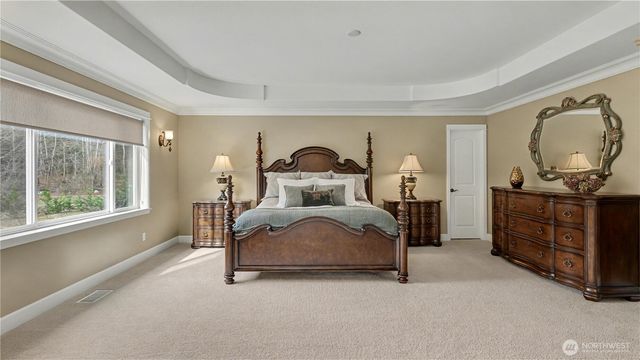 31045 219th Way SE, Black Diamond, WA 98010