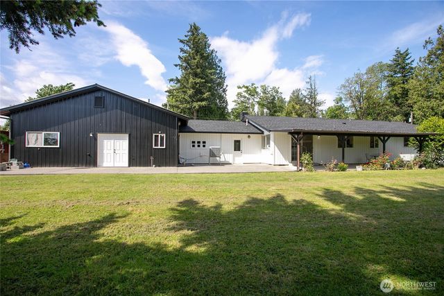 319 Vancouver Street, Sumas, WA 98295