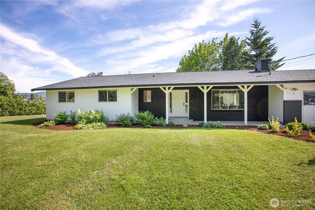 319 Vancouver Street, Sumas, WA 98295