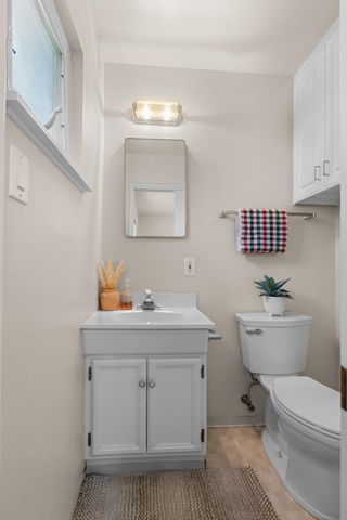 6545 miles ln, Carmichael, CA 95608