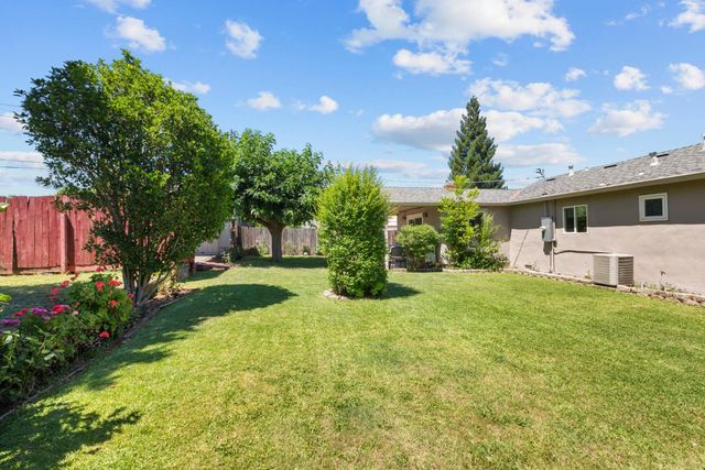 6545 miles ln, Carmichael, CA 95608