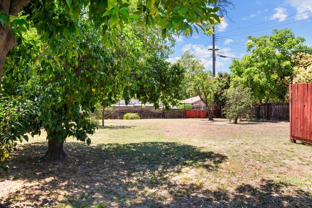 6545 miles ln, Carmichael, CA 95608