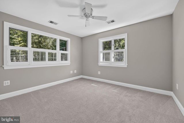10800 PARK RD, Lorton, VA 22079