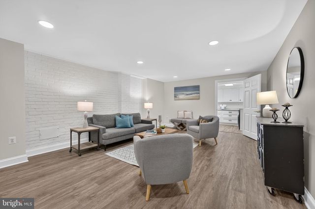 10800 PARK RD, Lorton, VA 22079