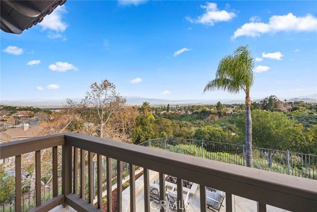 1501 San Rafael, Corona, CA 92882