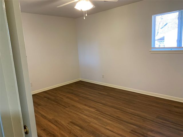 1402 S Cliff Street, Decatur, TX 76234