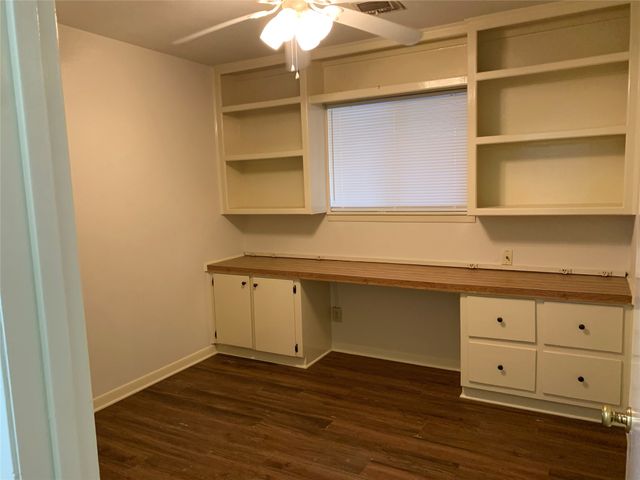 1402 S Cliff Street, Decatur, TX 76234