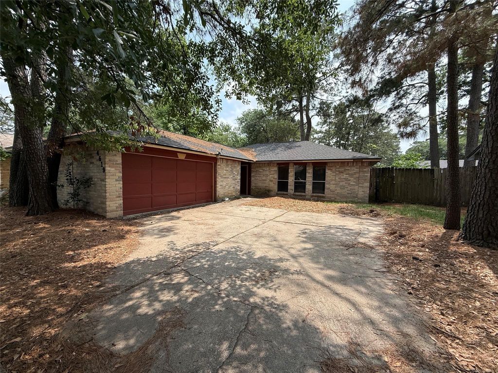 4619 Whispering Rock Lane, Spring, TX 77388