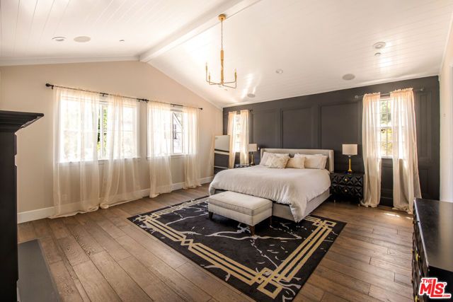 12142 Hollyglen Place, Studio City (los Angeles), CA 91604