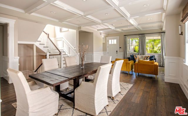 12142 Hollyglen Place, Studio City (los Angeles), CA 91604