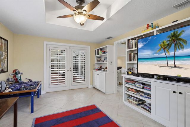 4937 LANDINGS COURT, Sarasota, FL 34231